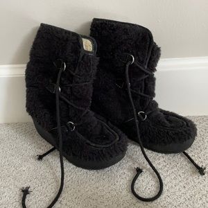 Juicy Couture Black Fury warm winter boots